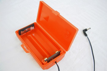 battery_case.jpg (24457 �o�C�g)